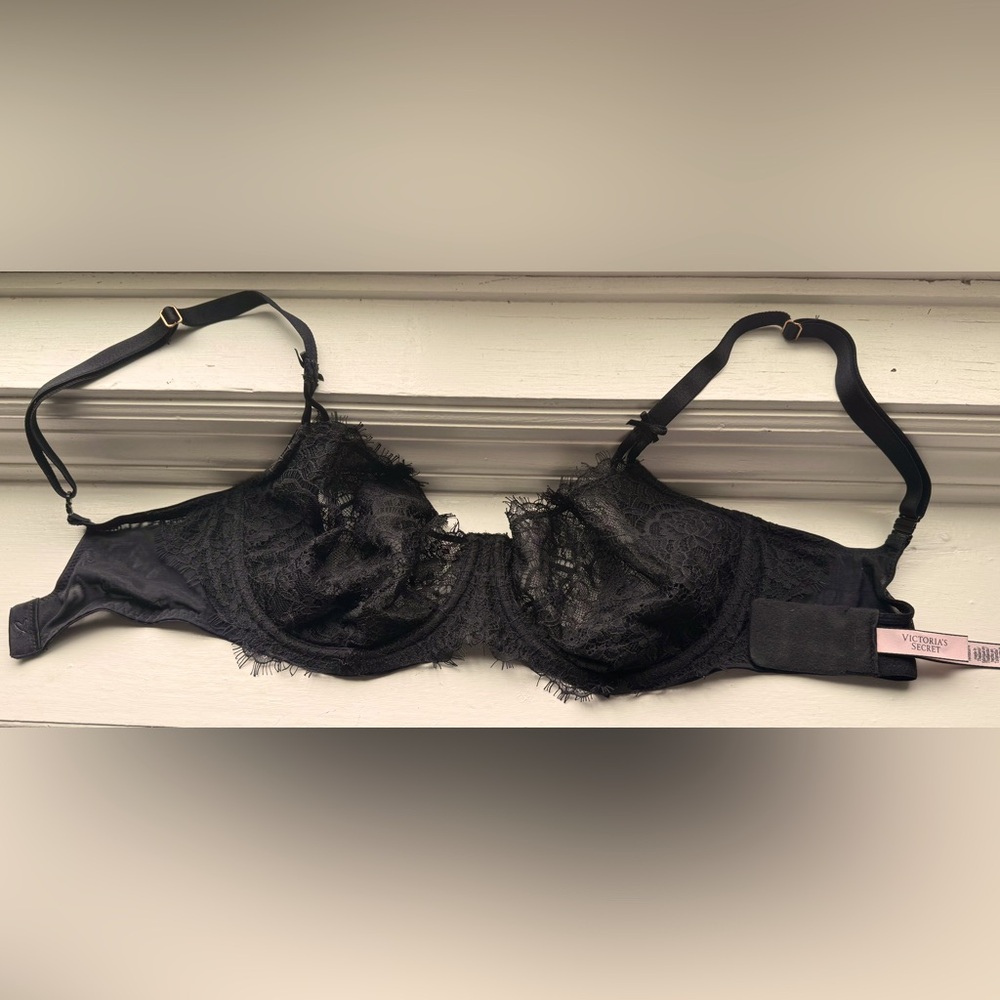 Elegant Black Lace Bra